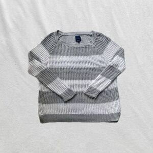 gray and white American Eagle Outfitters striped knit sweater
